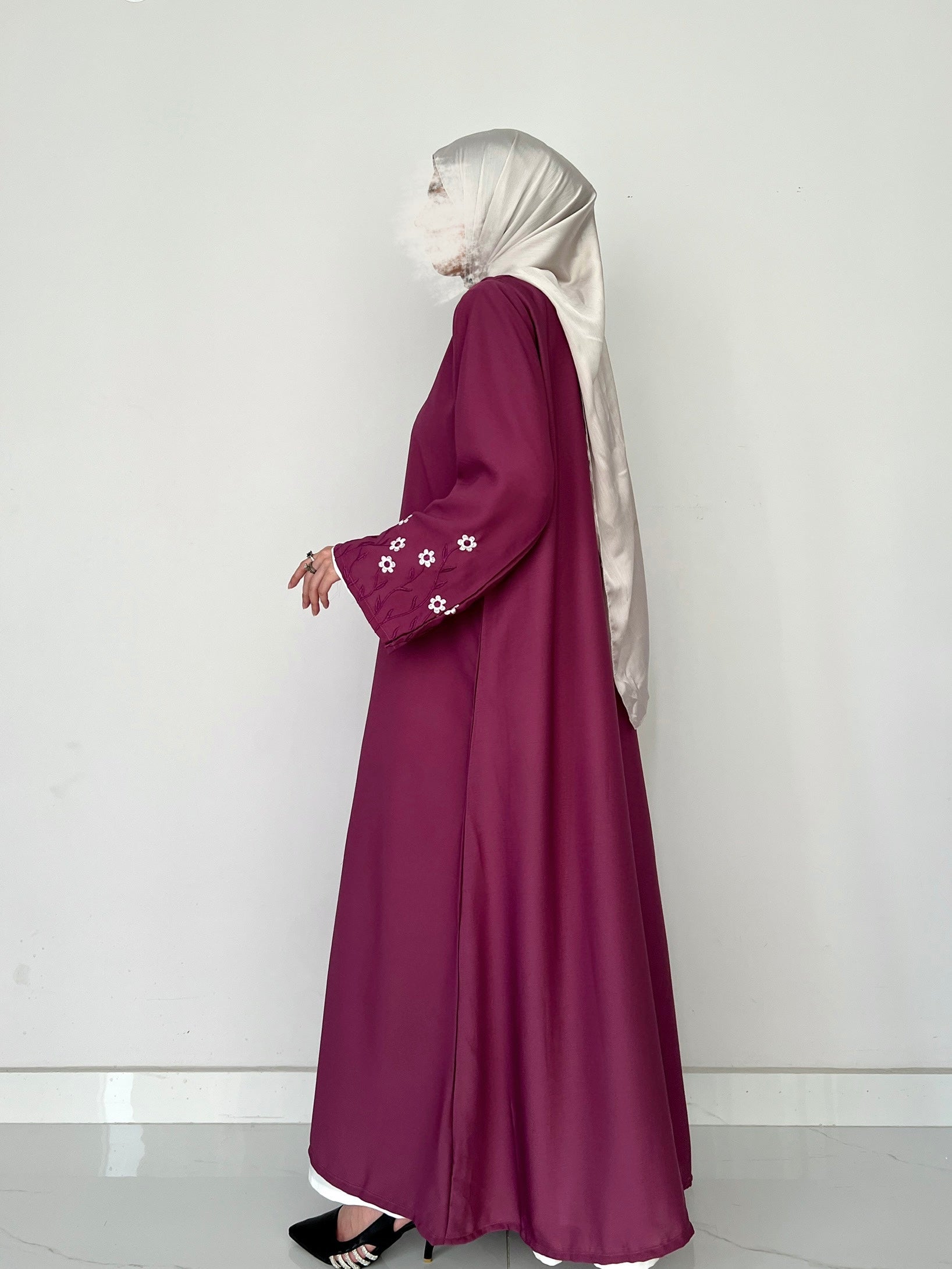 Meadow Mist - Robe Style Abaya - Plum