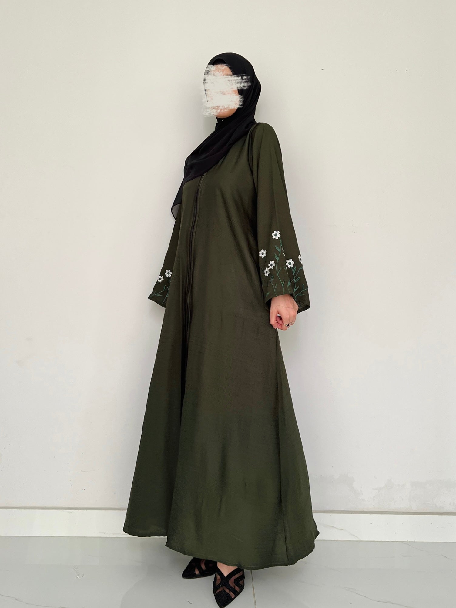 Meadow Mist - Front Open Abaya - Olive