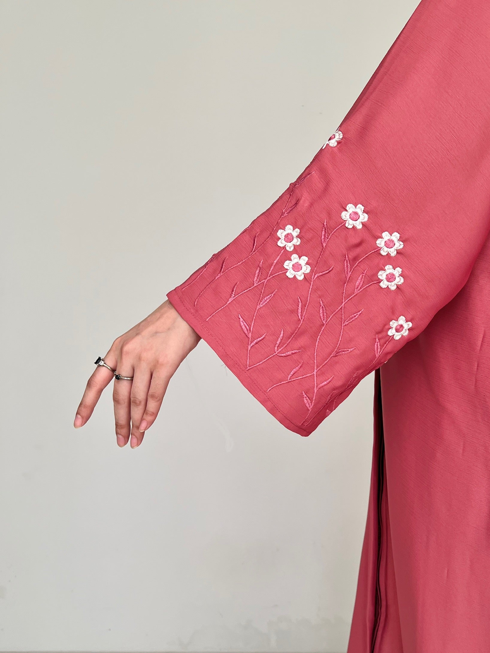 Meadow Mist - Front Open Abaya - Blush