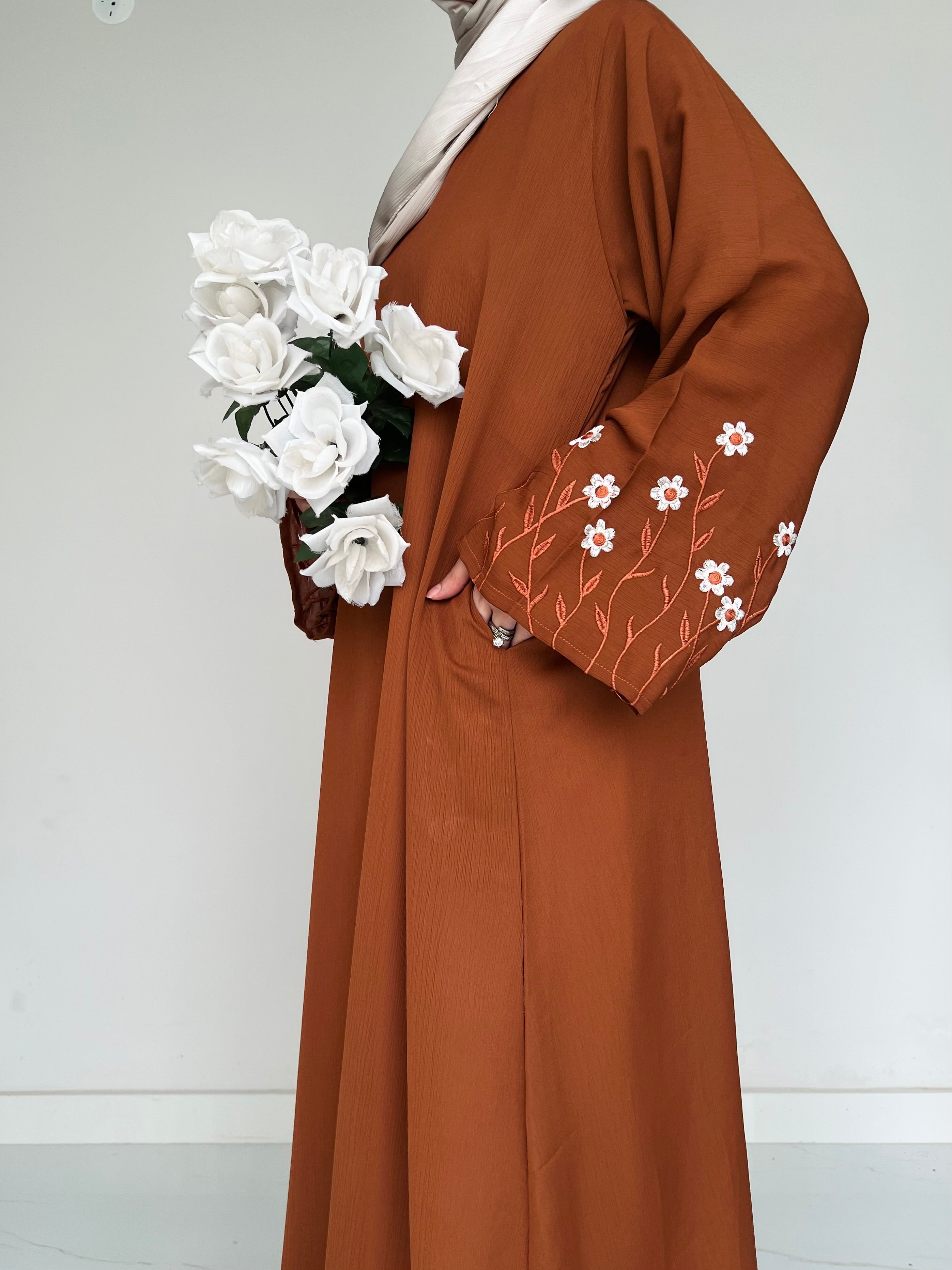 Meadow Mist - Front Closed Abaya - Tan