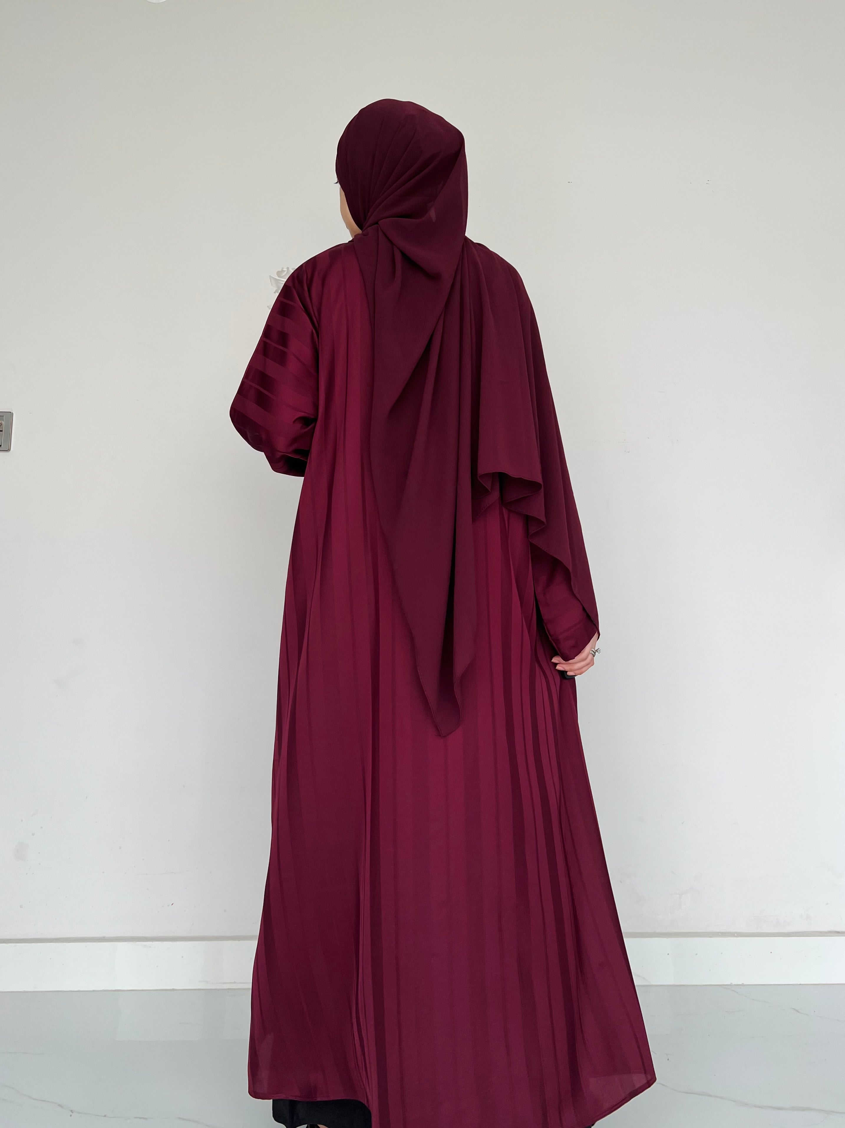 ZYRA - Nidha Luxe Abaya - Vine