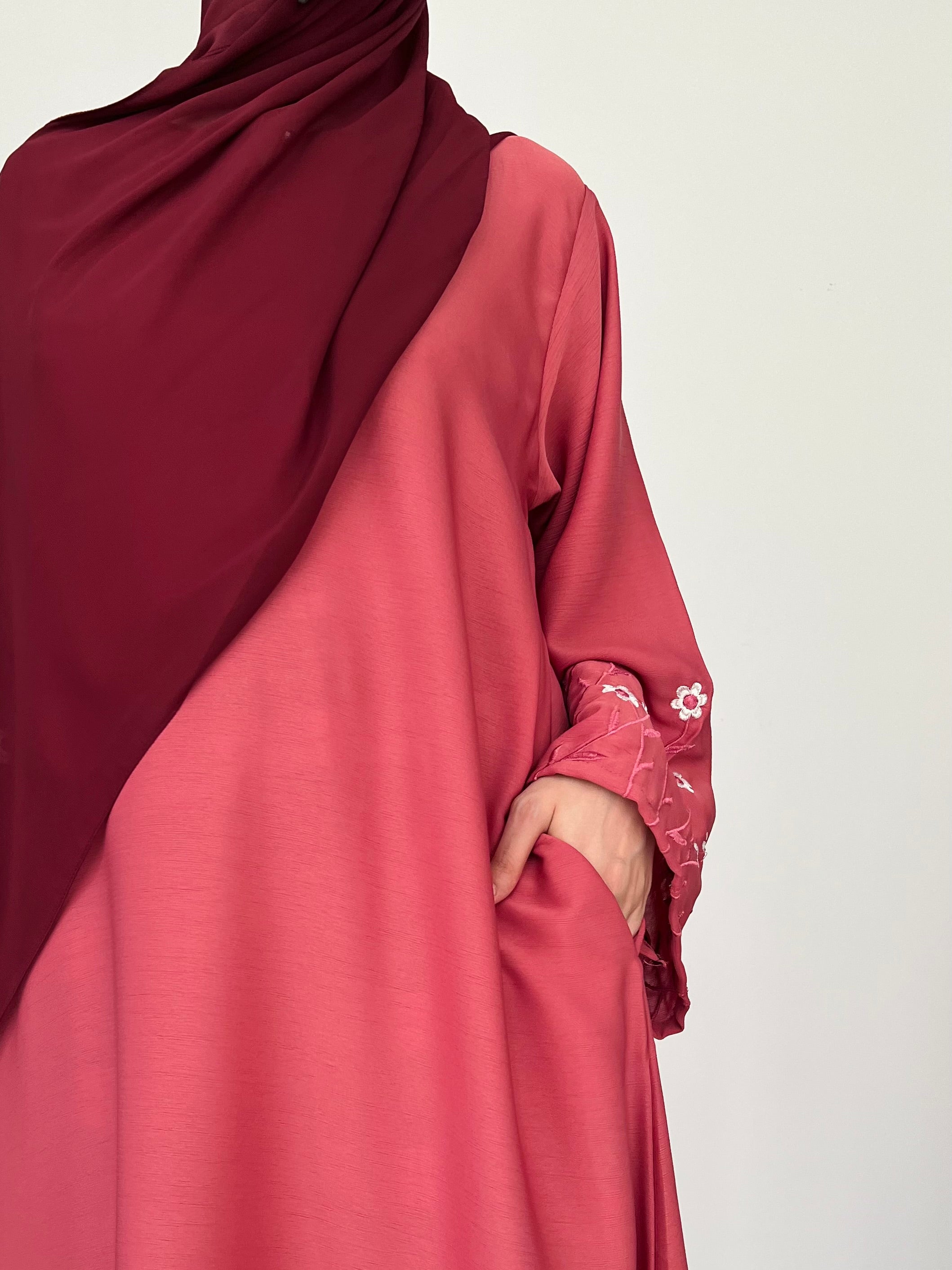 Meadow Mist - Front Closed Abaya - Blush