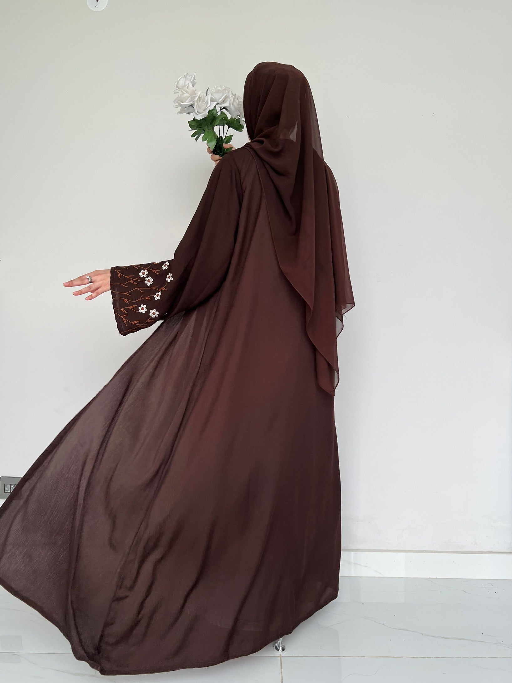 Meadow Mist - Robe Style Abaya - Dark Brown