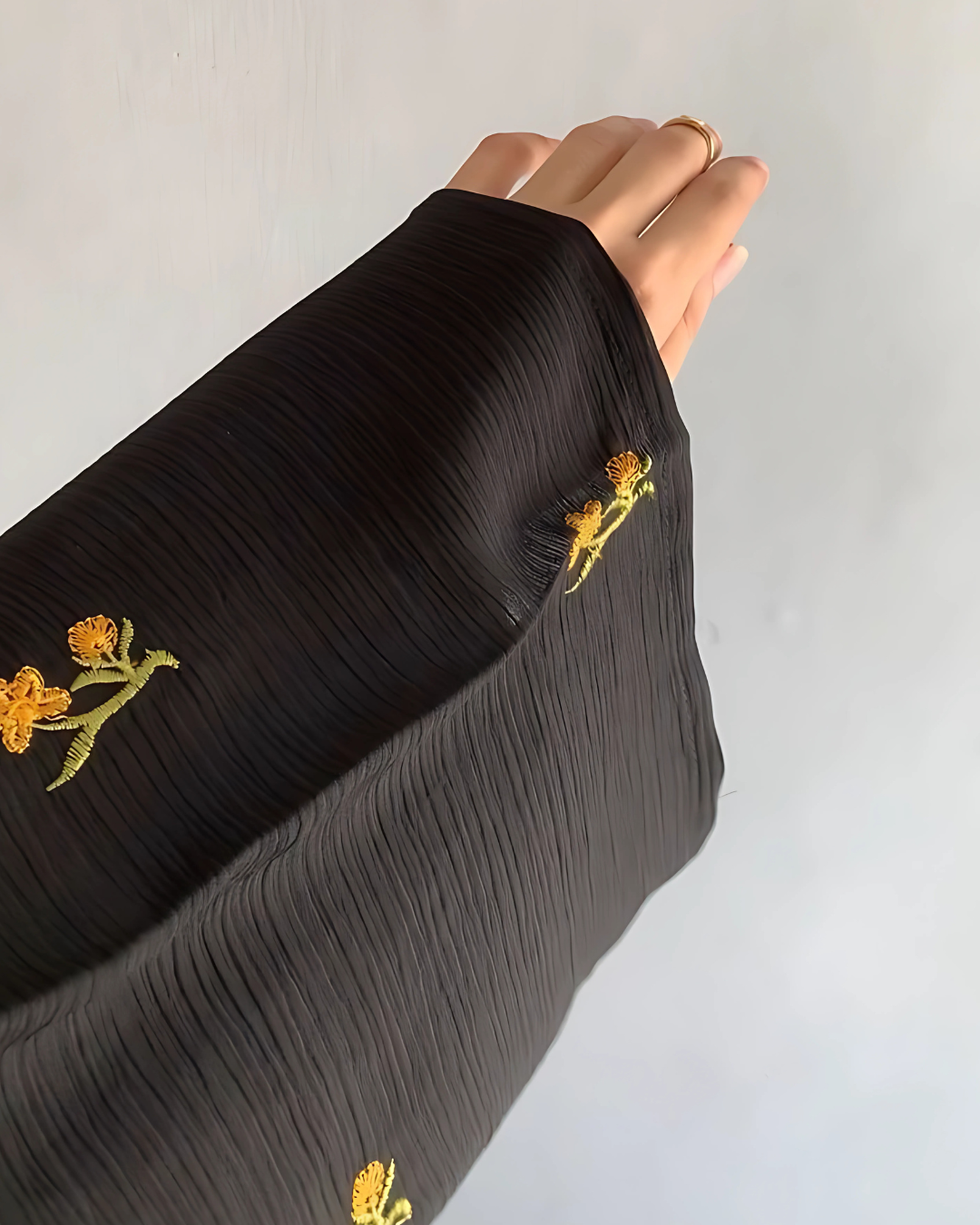 BLOSSOM - Embroidered Abaya