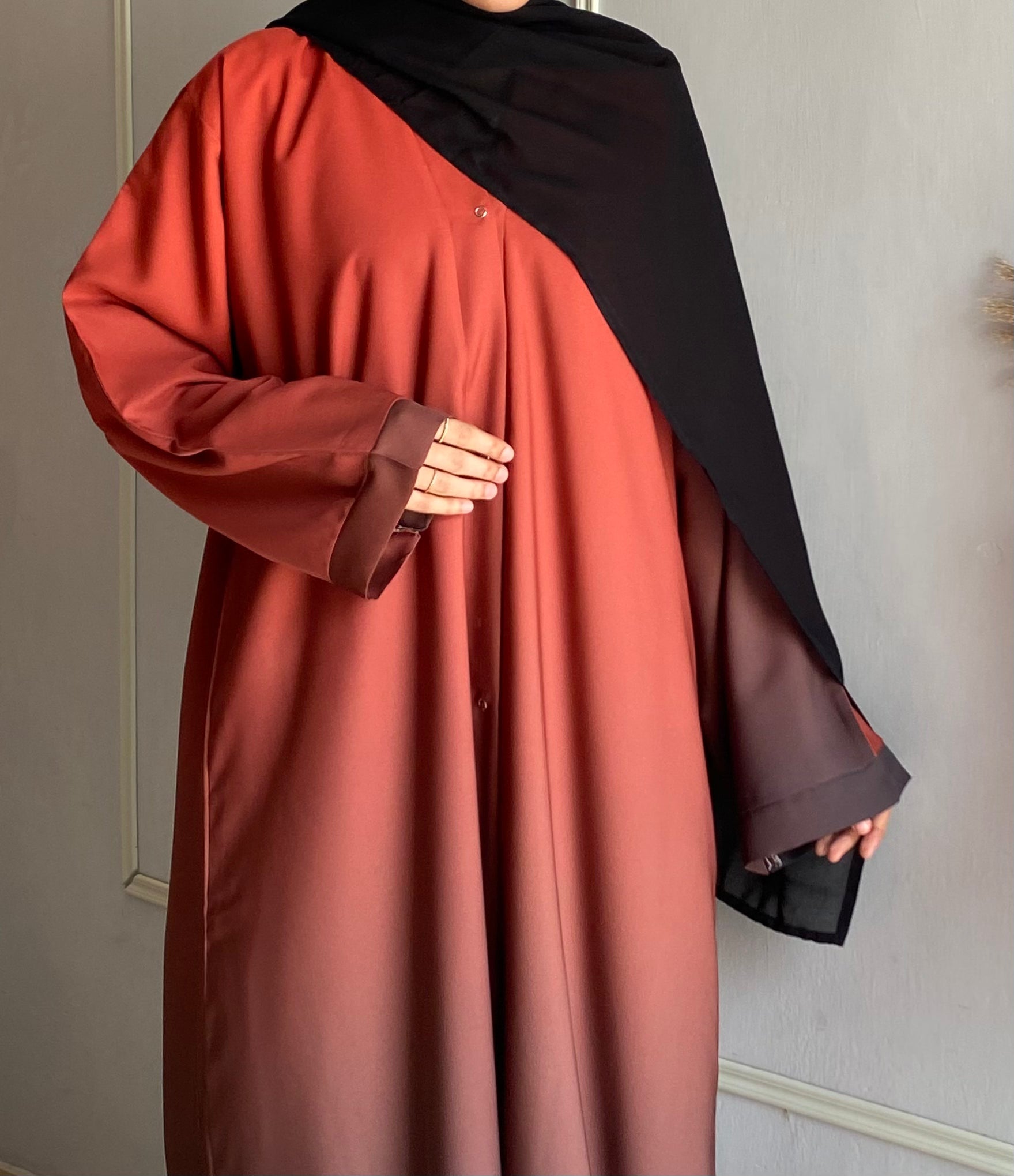 Ombre Serenity Abaya - Petal