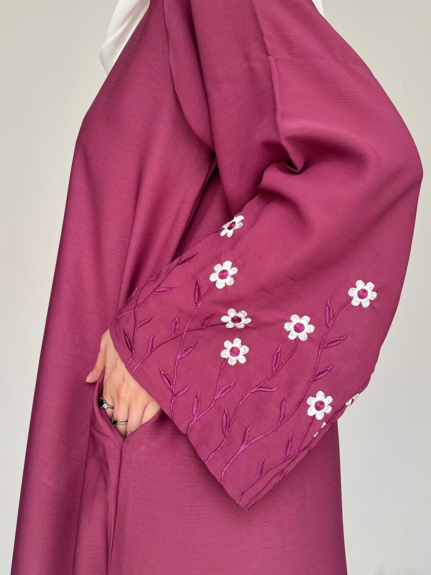 Meadow Mist - Front Open Abaya - Plum