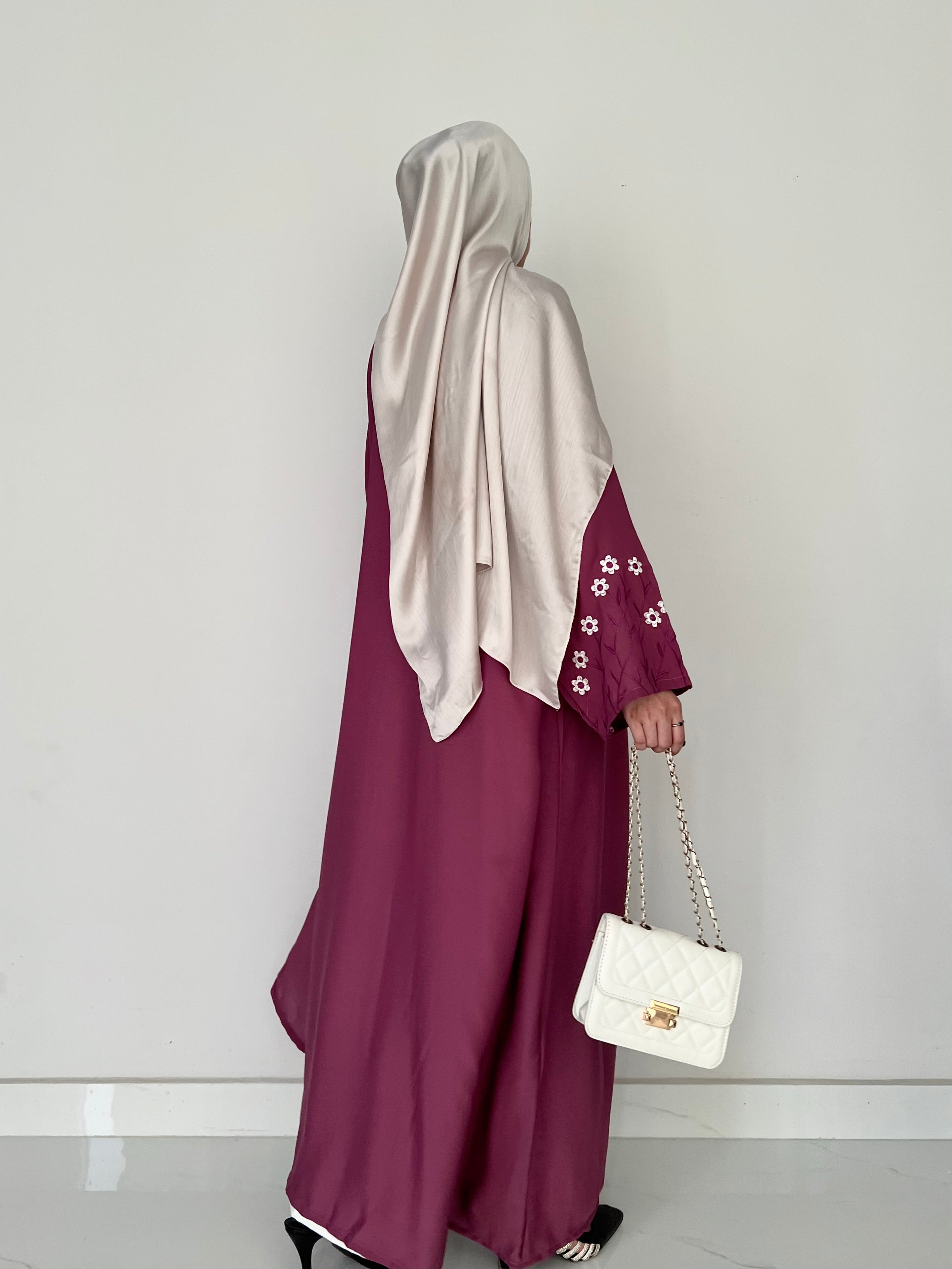 Meadow Mist - Robe Style Abaya - Plum