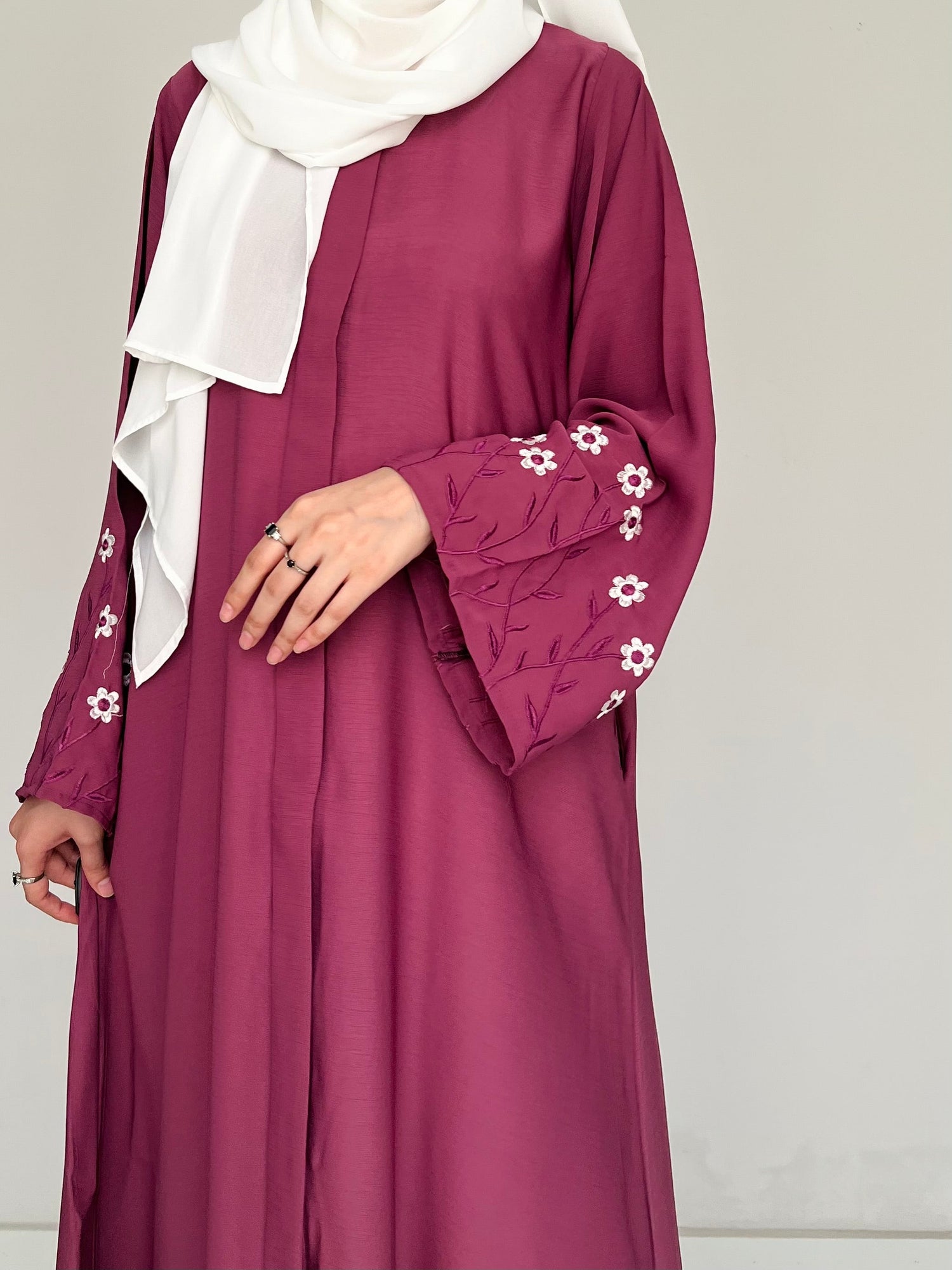 Meadow Mist - Front Open Abaya - Plum
