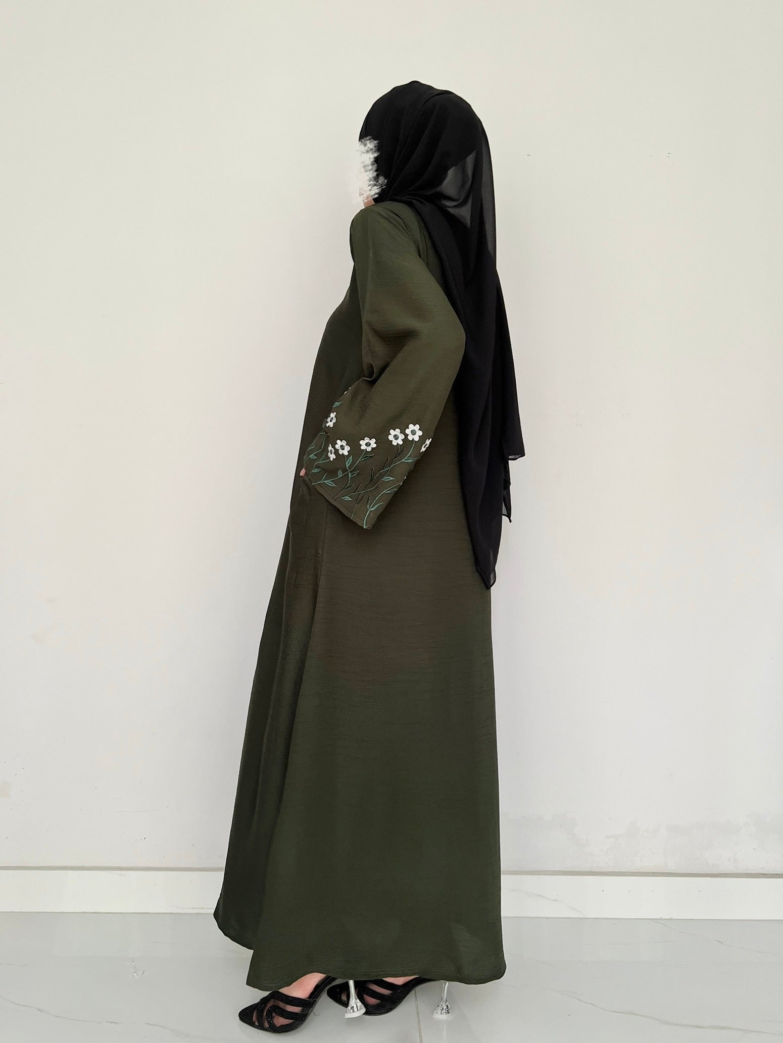 Meadow Mist - Front Open Abaya - Olive