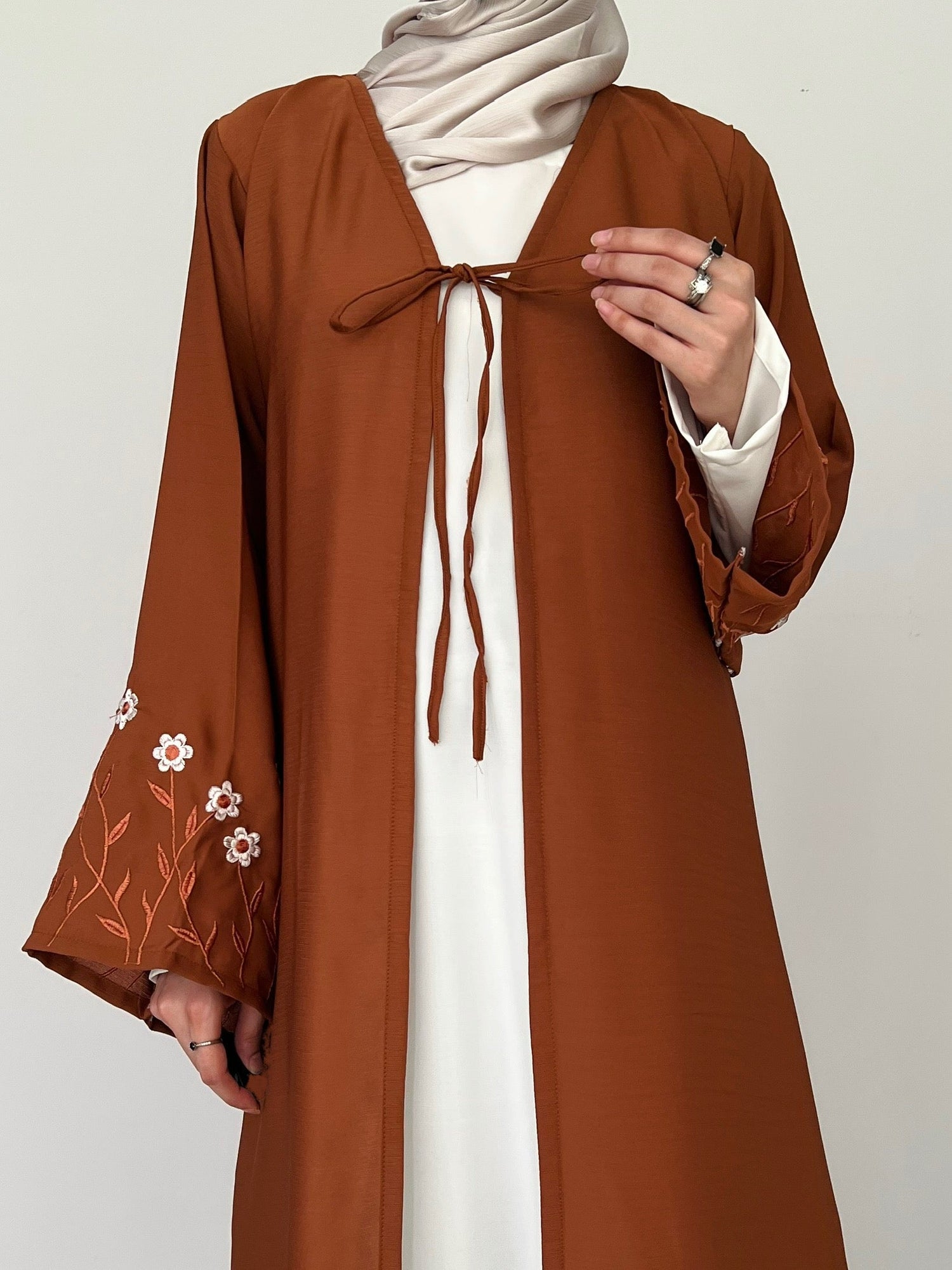 Meadow Mist - Robe Style Abaya - Tan