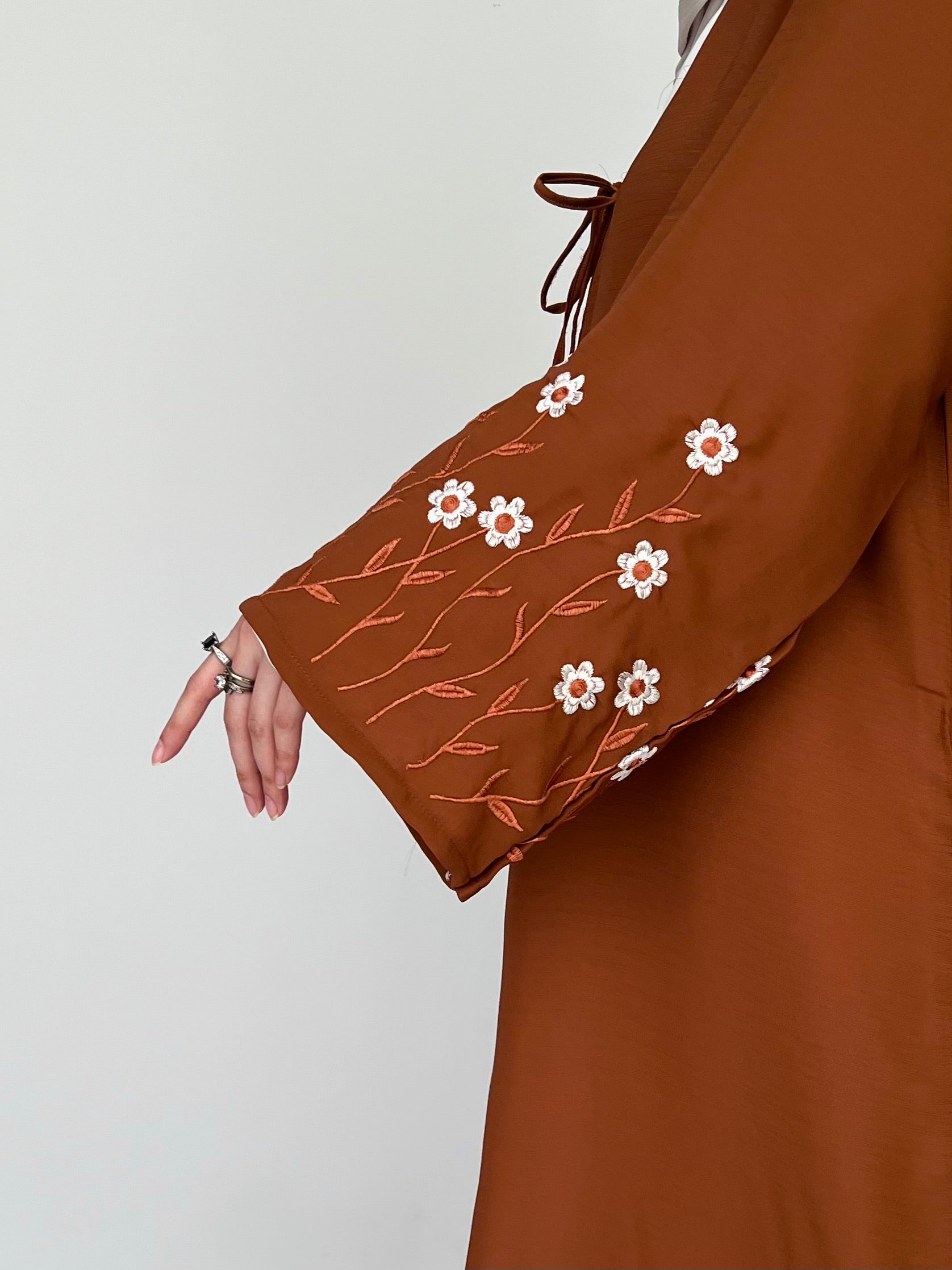 Meadow Mist - Robe Style Abaya - Tan