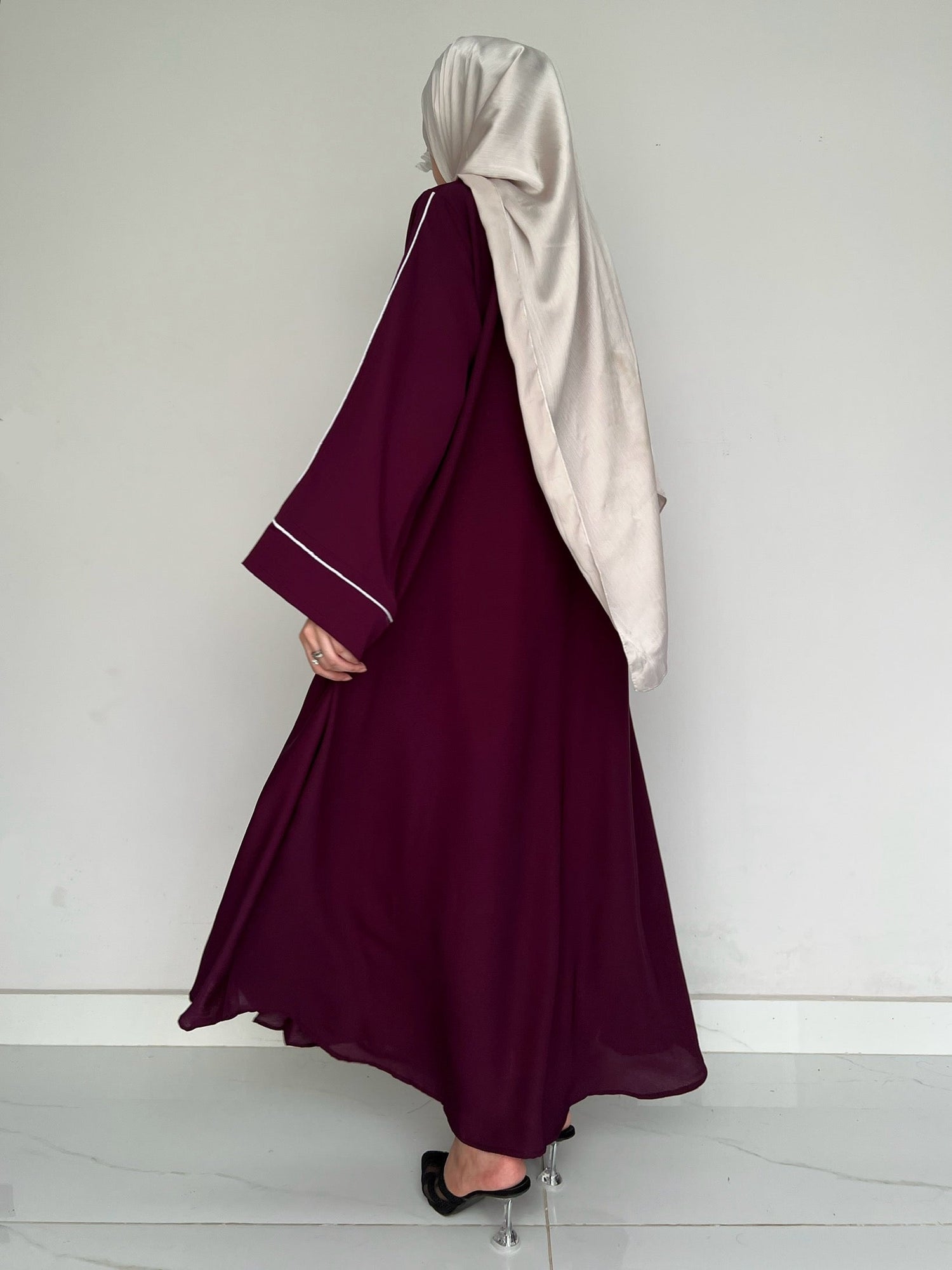 Sable Deep Purple - Front Pleated Abaya