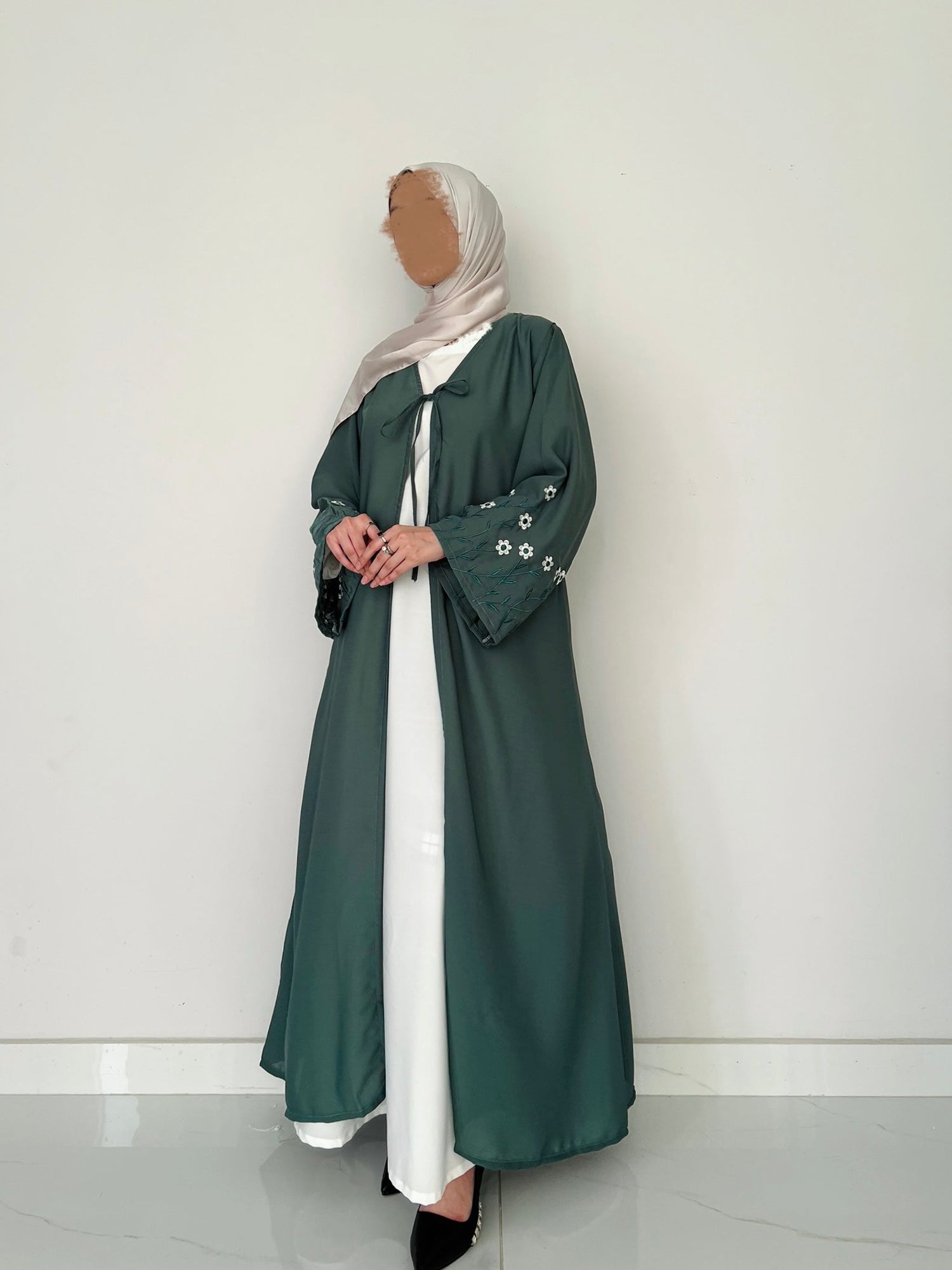 Meadow Mist - Robe Style Abaya - Emerald