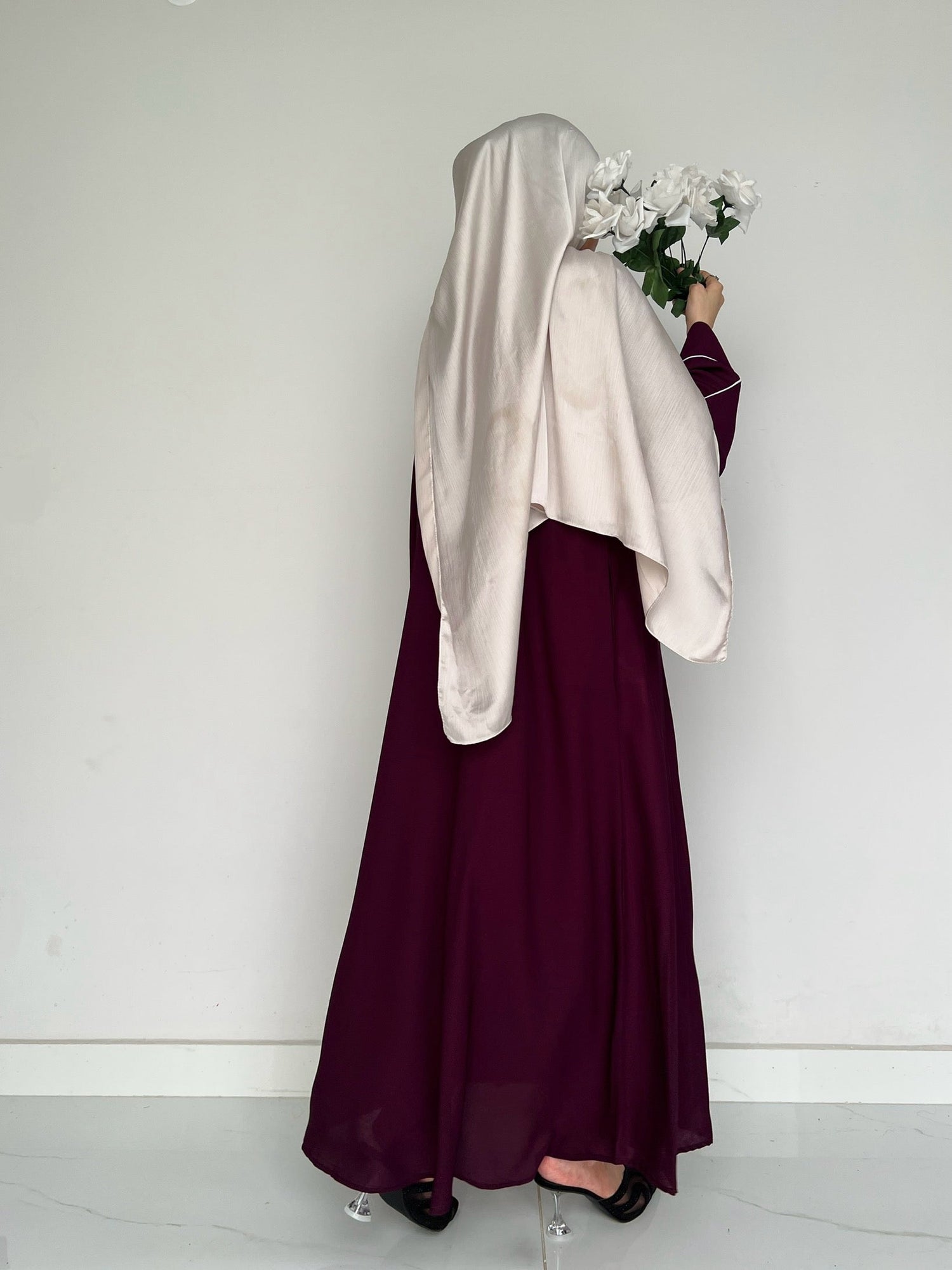 Sable Deep Purple - Front Pleated Abaya