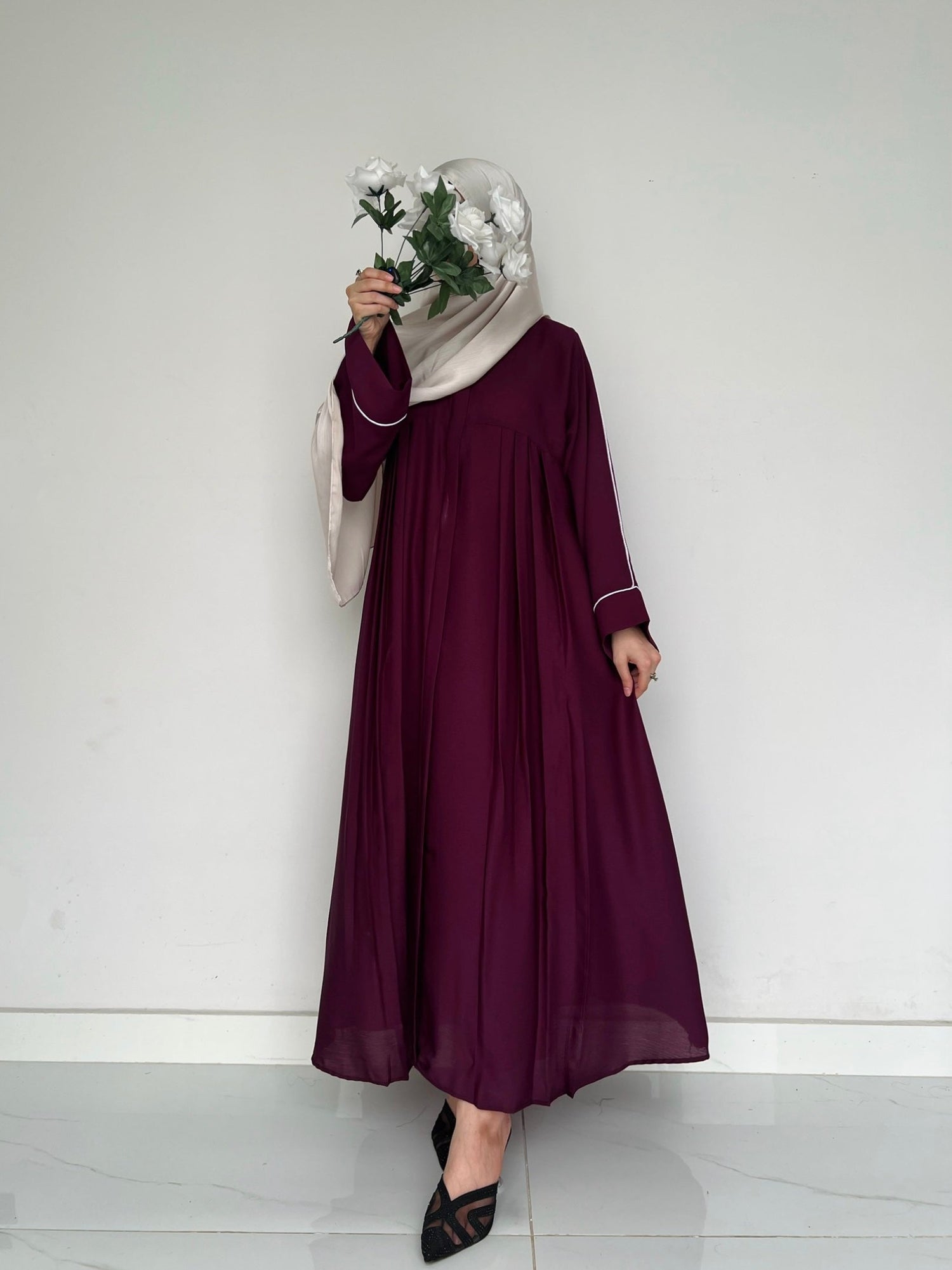 Sable Deep Purple - Front Pleated Abaya