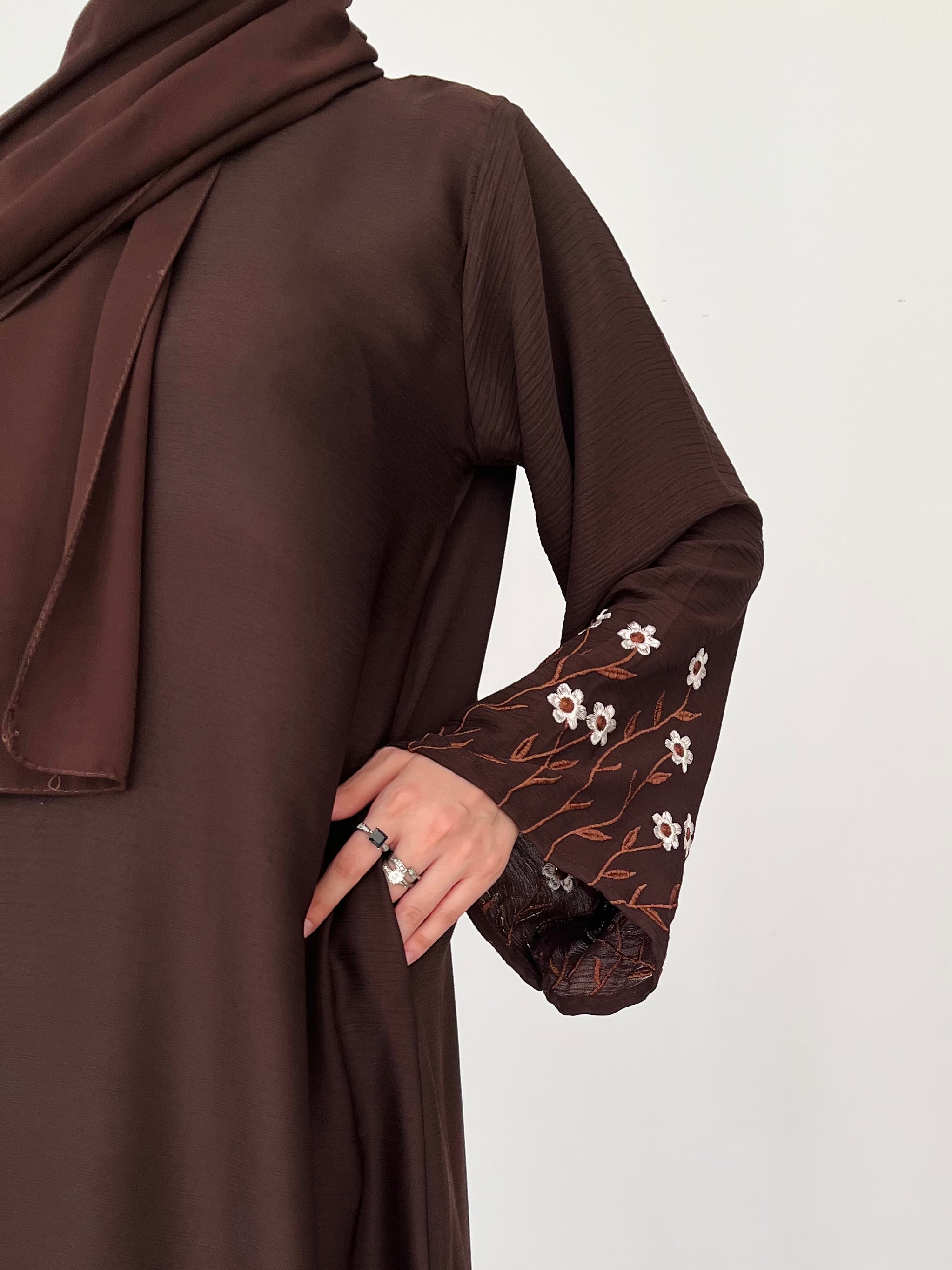 Meadow Mist - Front Closed Abaya - Dark Brown