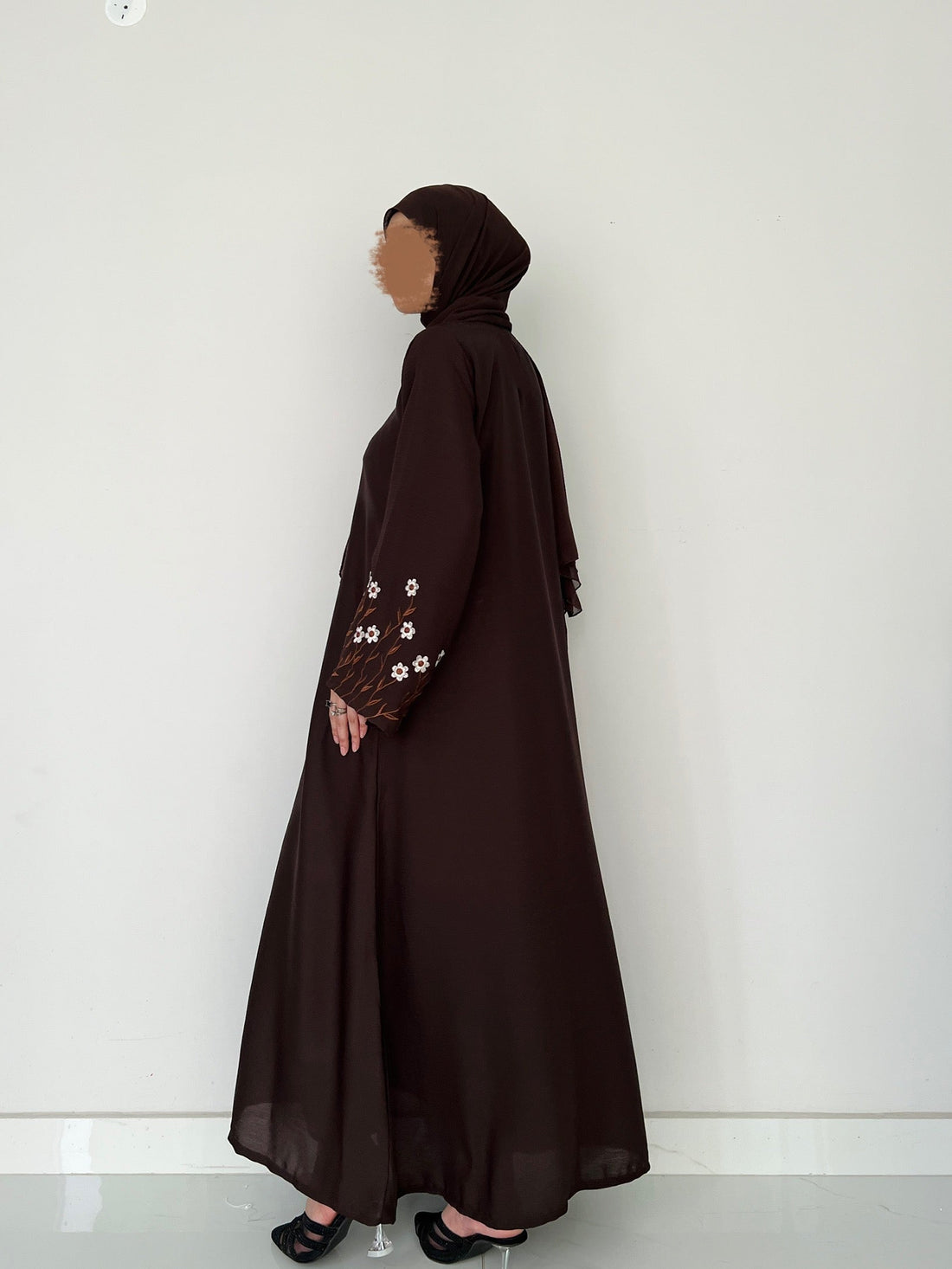 Meadow Mist - Front Closed Abaya - Dark Brown