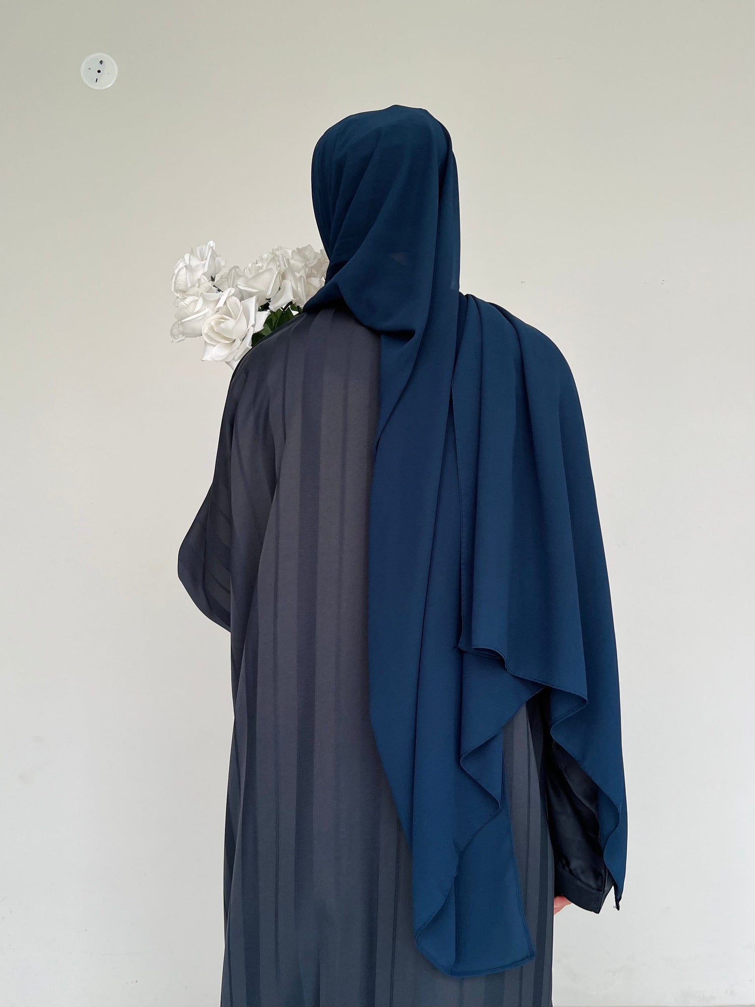 ZYRA - Nidha Luxe Abaya - Navy