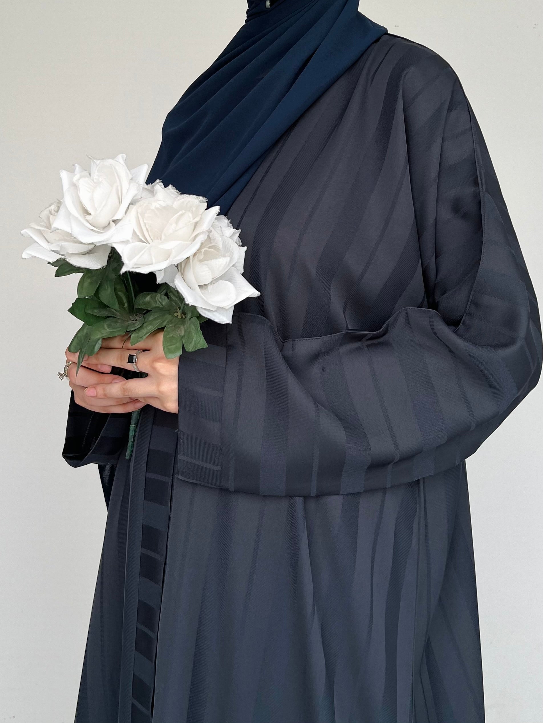 ZYRA - Nidha Luxe Abaya - Navy