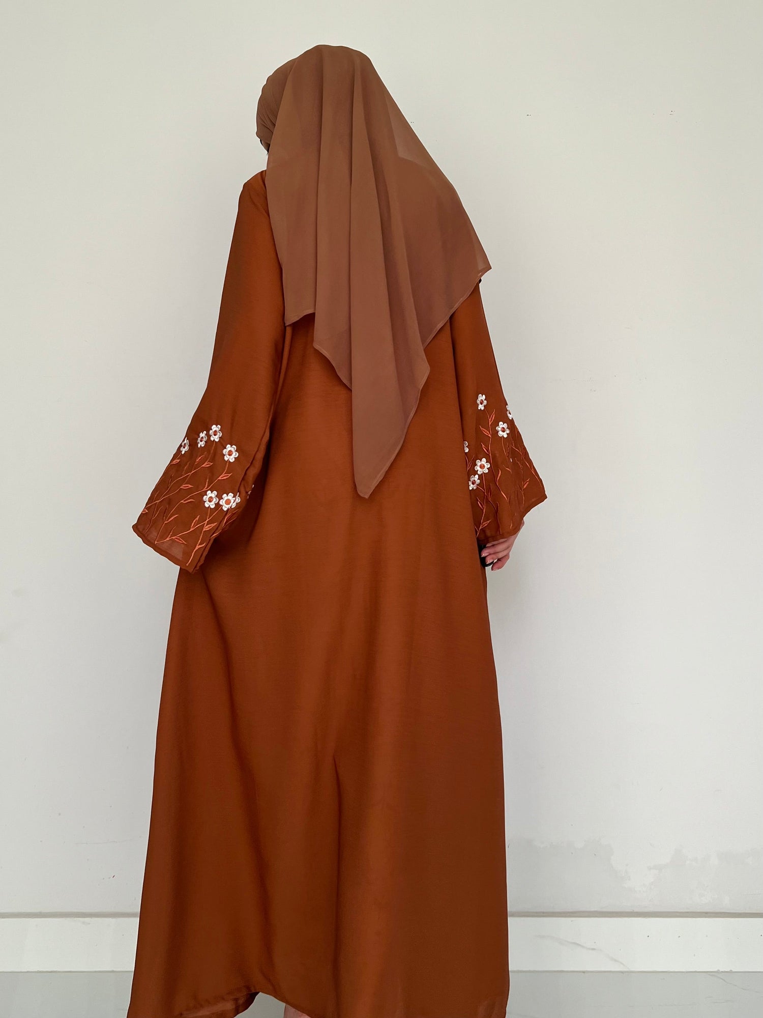 Meadow Mist - Front Open Abaya - Tan