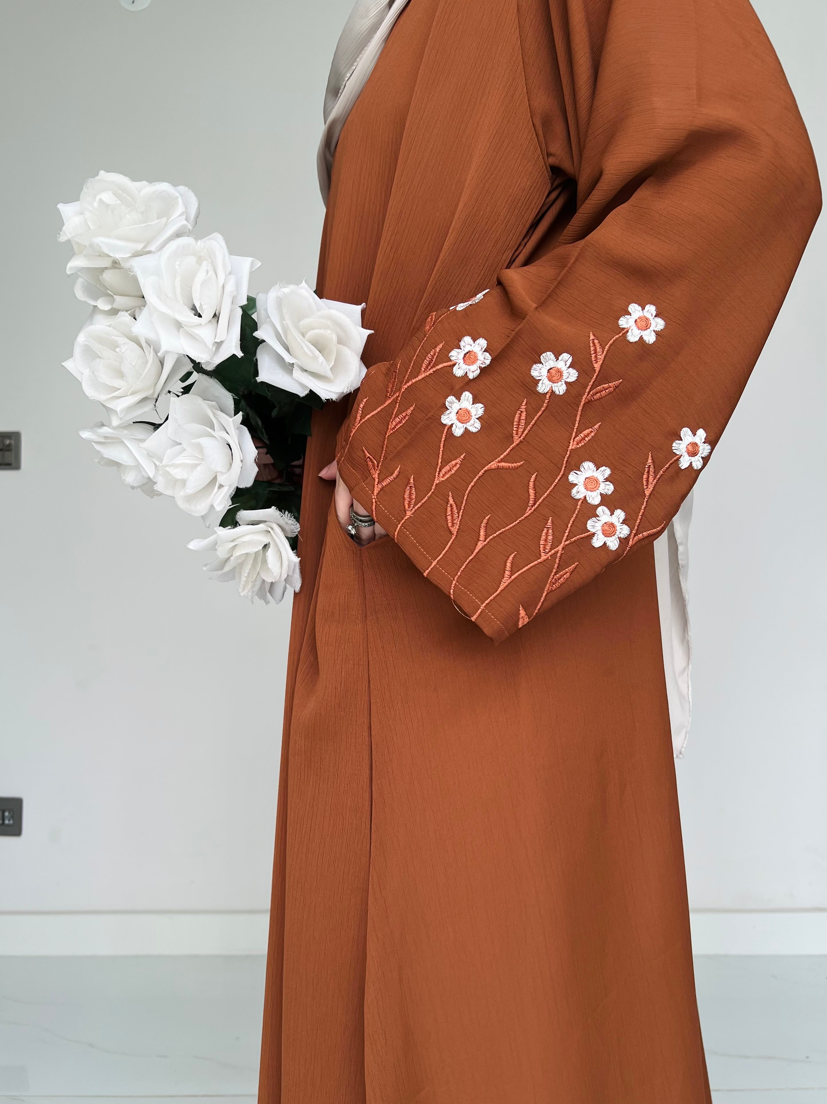Meadow Mist - Front Closed Abaya - Tan