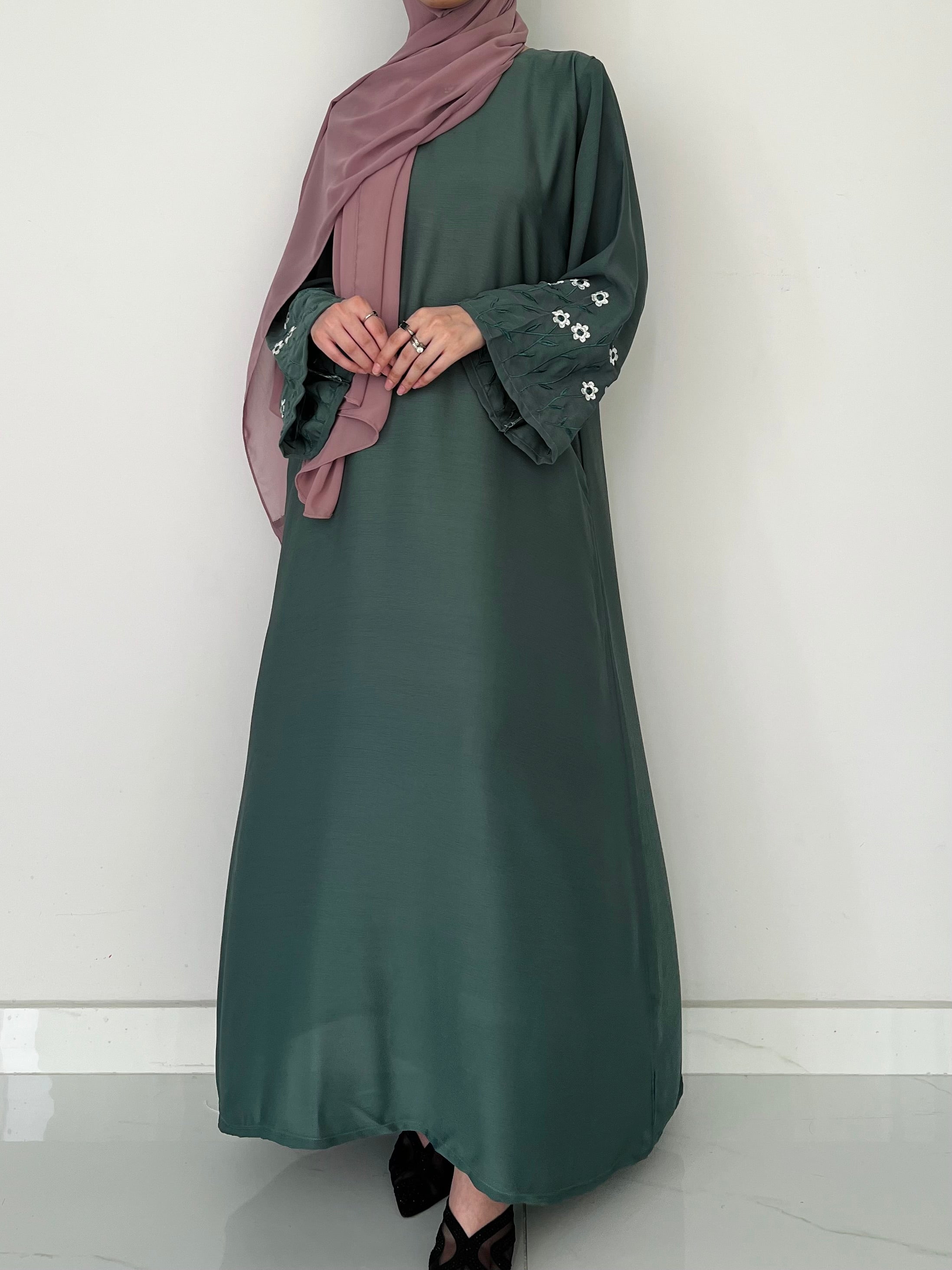 Meadow Mist - Front Closed Abaya - Emerald