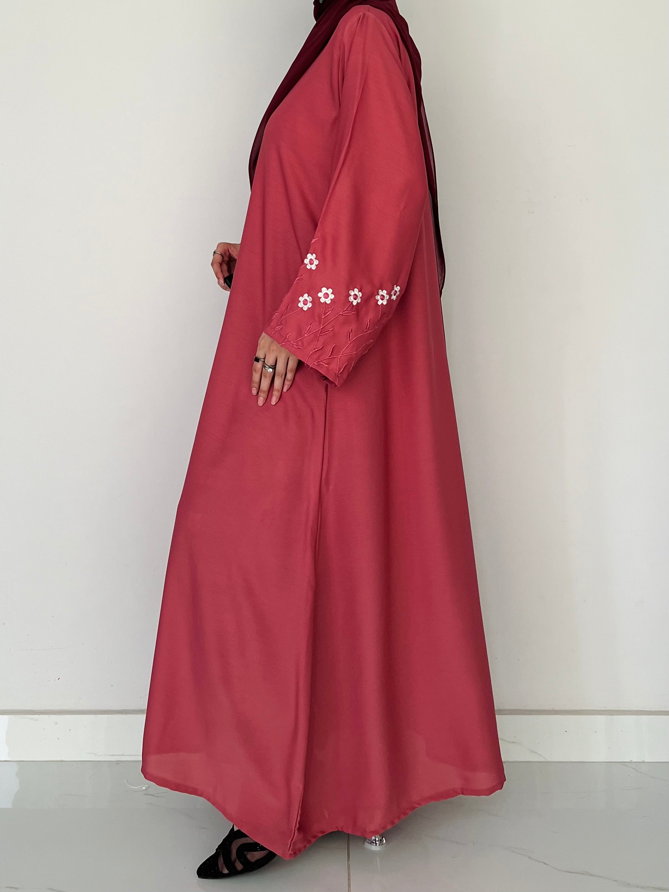 Meadow Mist - Front Closed Abaya - Blush