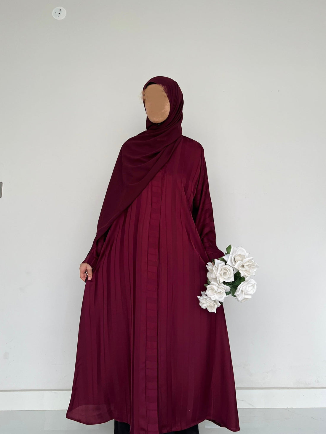 ZYRA - Nidha Luxe Abaya - Vine