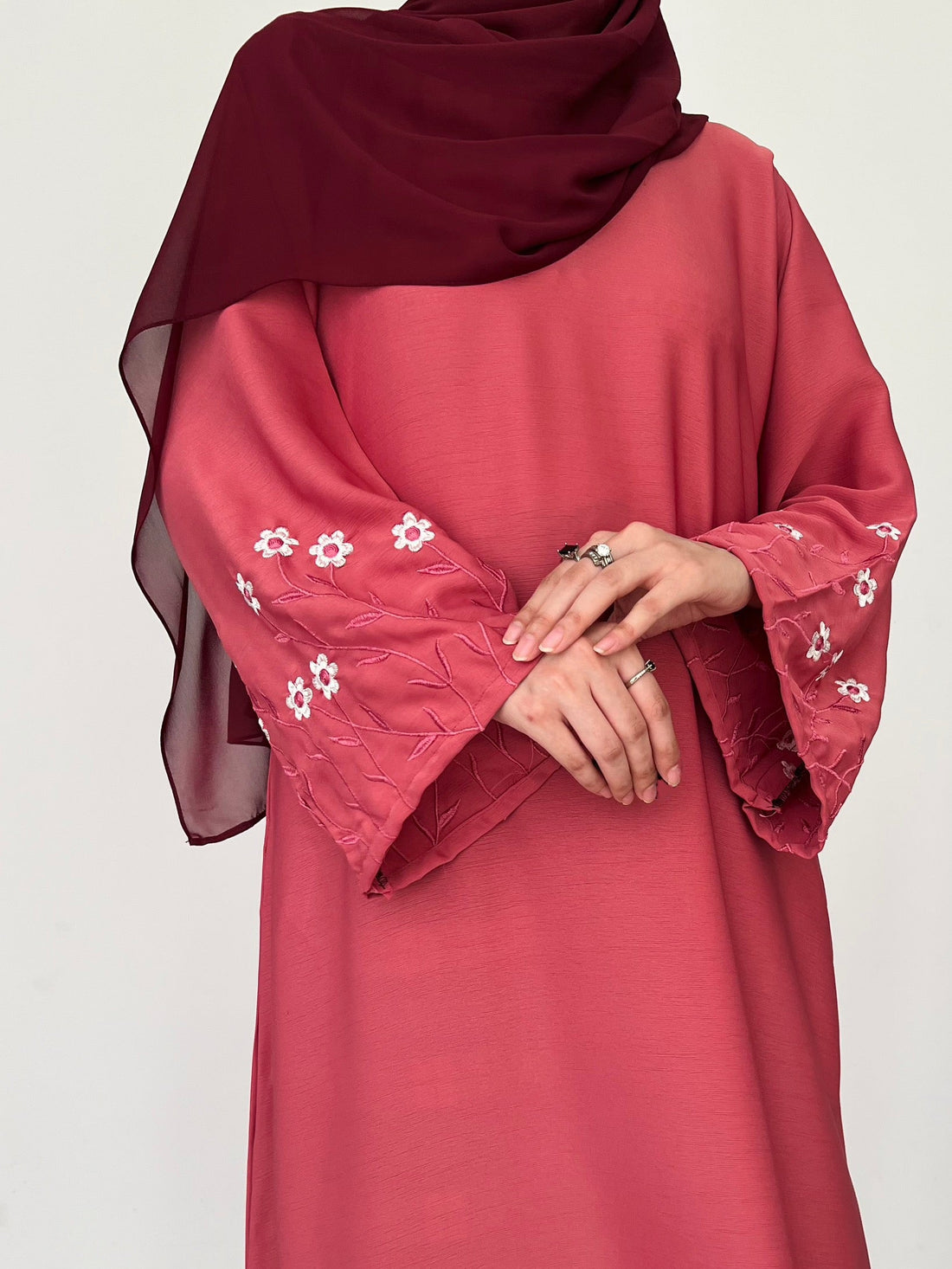 Meadow Mist - Front Closed Abaya - Blush
